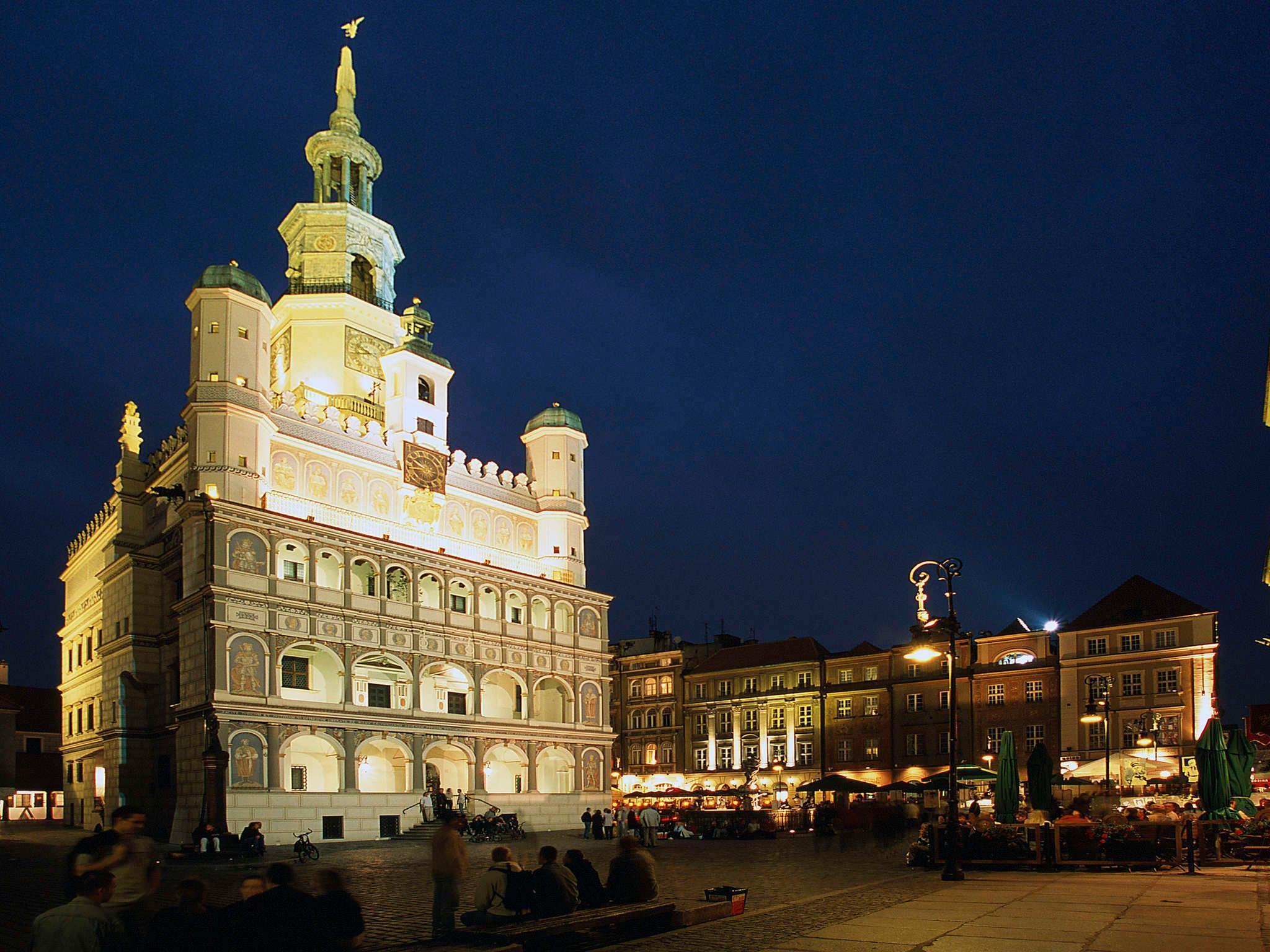 Ibis Poznan Centrum Exterior foto
